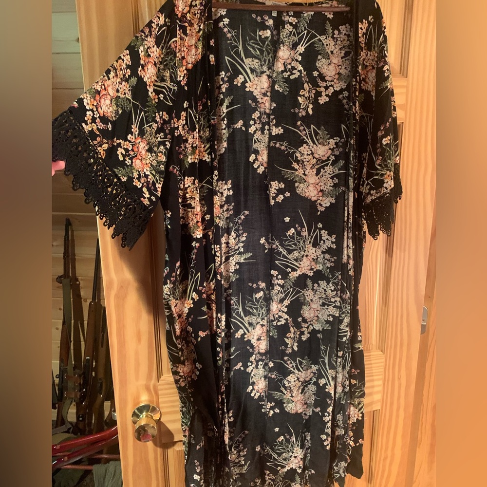 Floral kimono